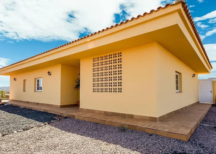 Belvilla By Oyo Chalet En Tuineje Para 6 Personas